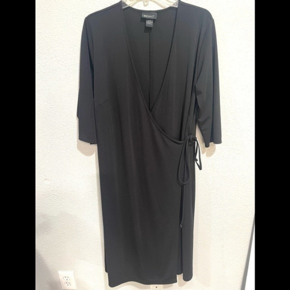 LANE BRYANT Black wrap front 1/4 sleeve midi dress size 14/16
